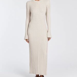 Elegant Cream Ribbed Knit Maxi Dress